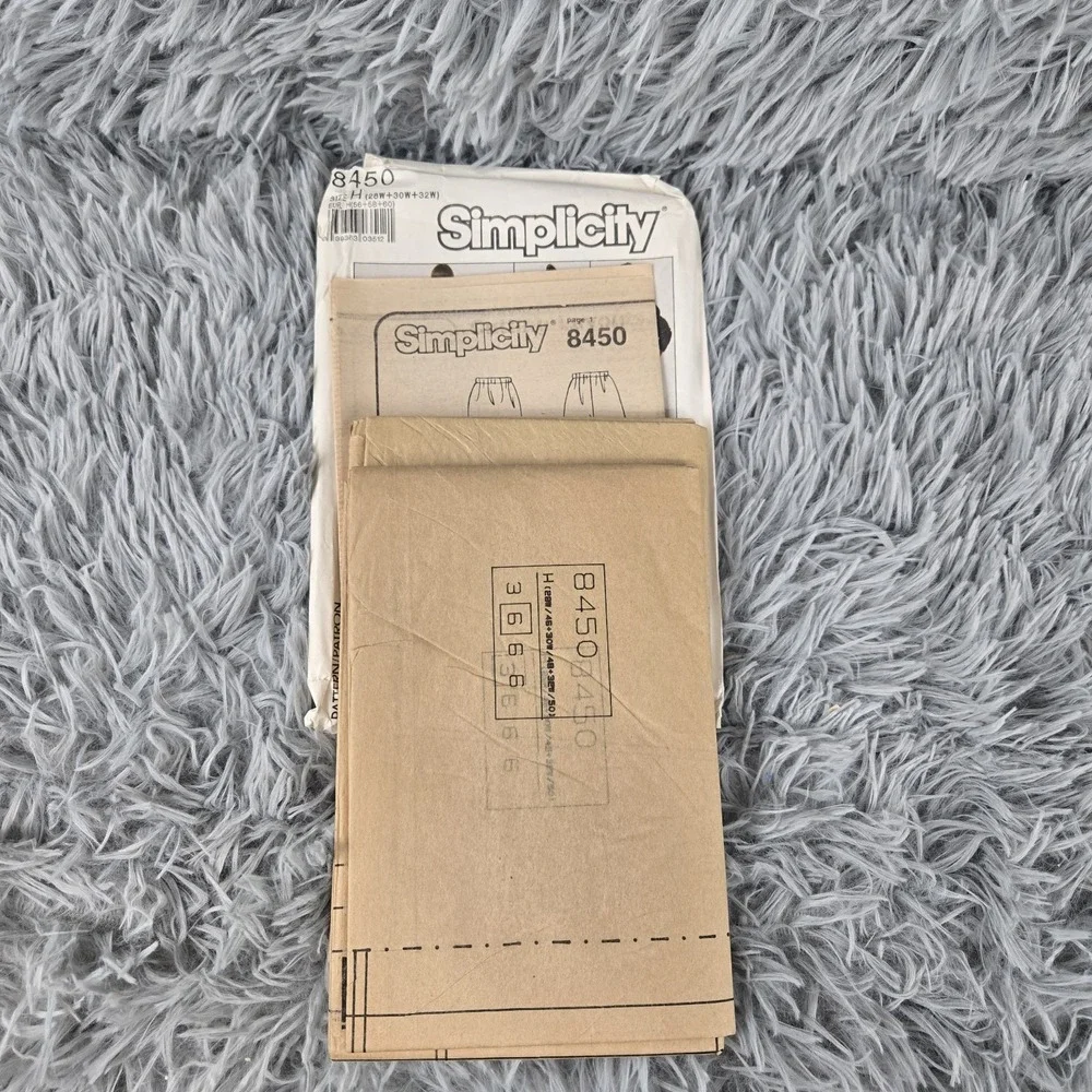 Simplicity Jiffy Wardrobe Size H 8450‎ 28W+30W+32W 4 Easy Pieces Pattern